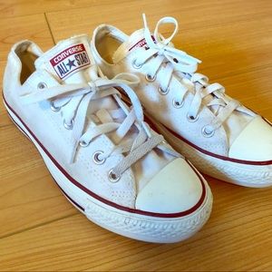 Low White Converse